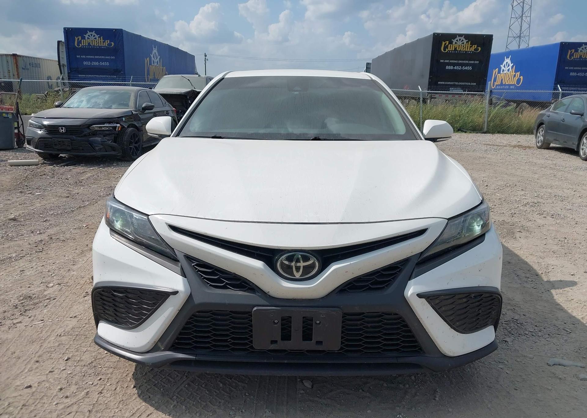 2022 TOYOTA CAMRY SE
