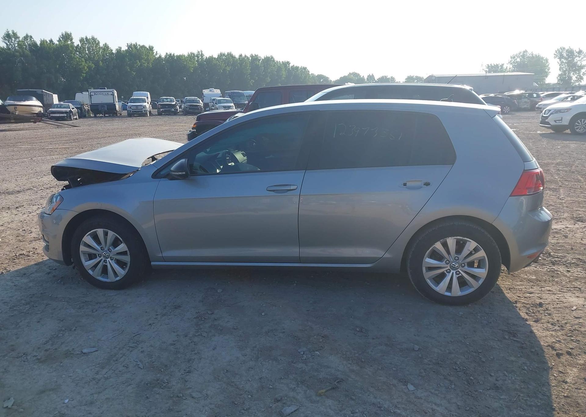 2015 VOLKSWAGEN GOLF 1.8 TSI COMFORTLINE