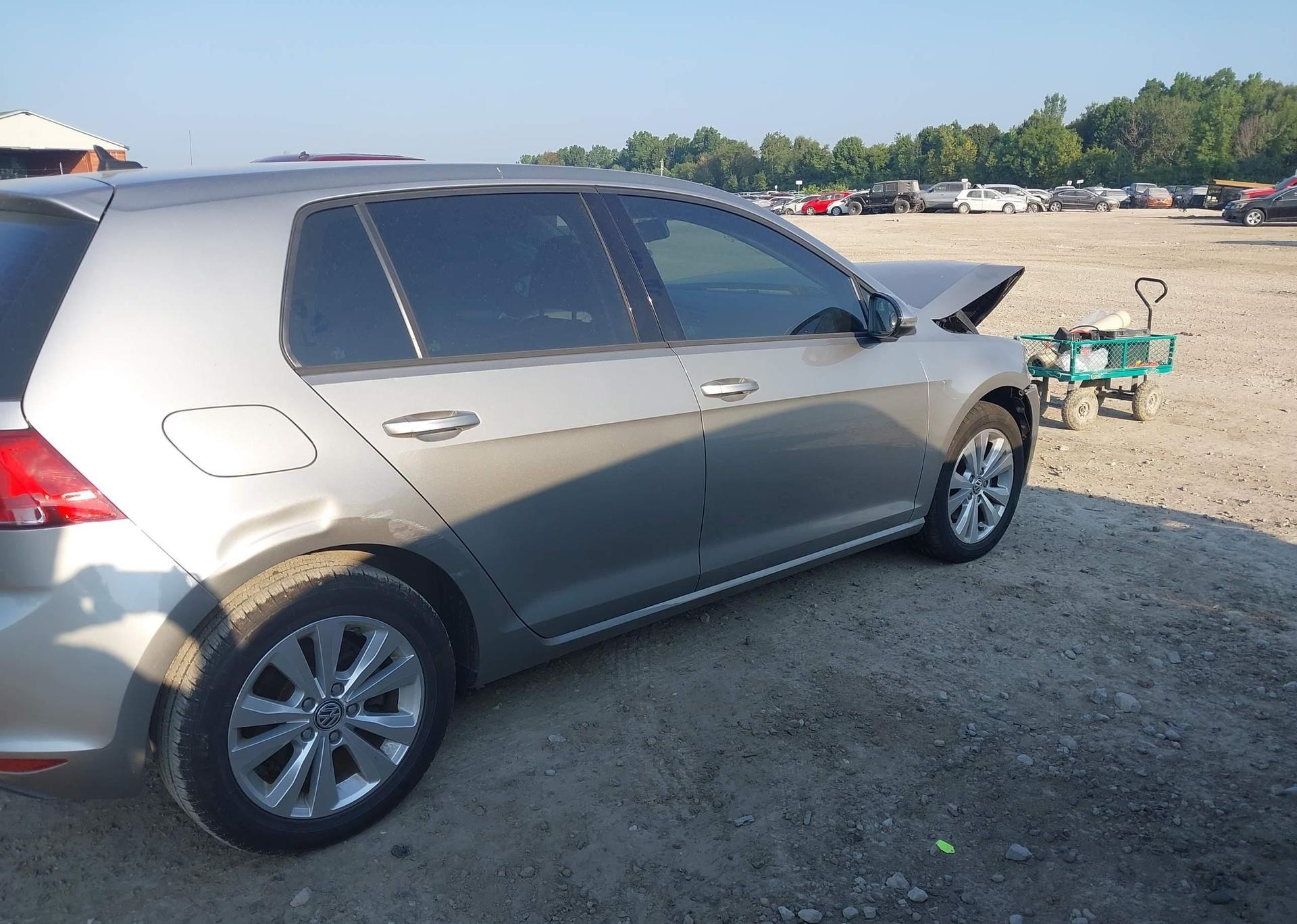 2015 VOLKSWAGEN GOLF 1.8 TSI COMFORTLINE