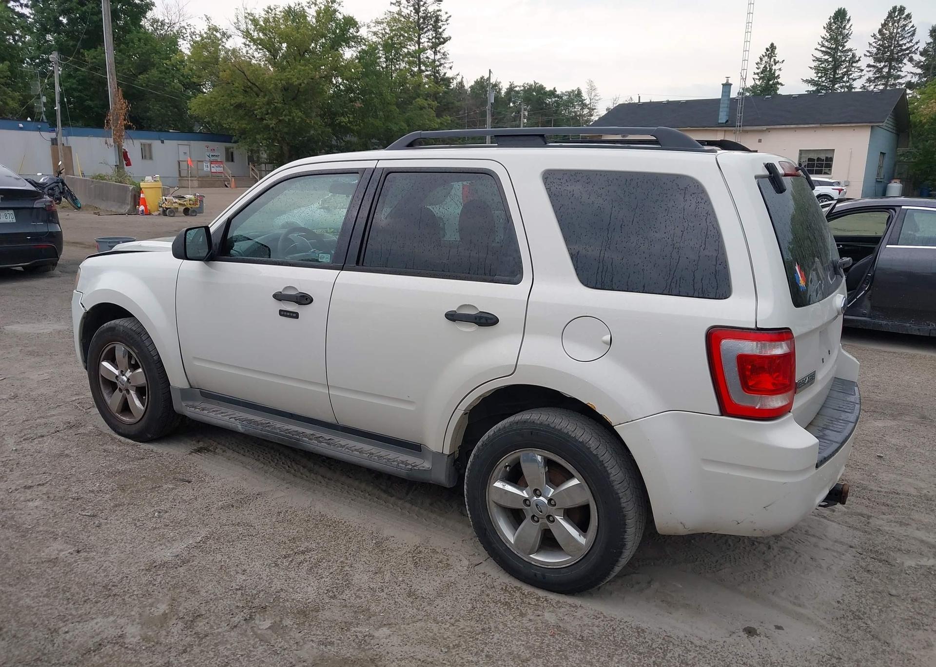 2009 FORD ESCAPE XLT AUTOMATIC
