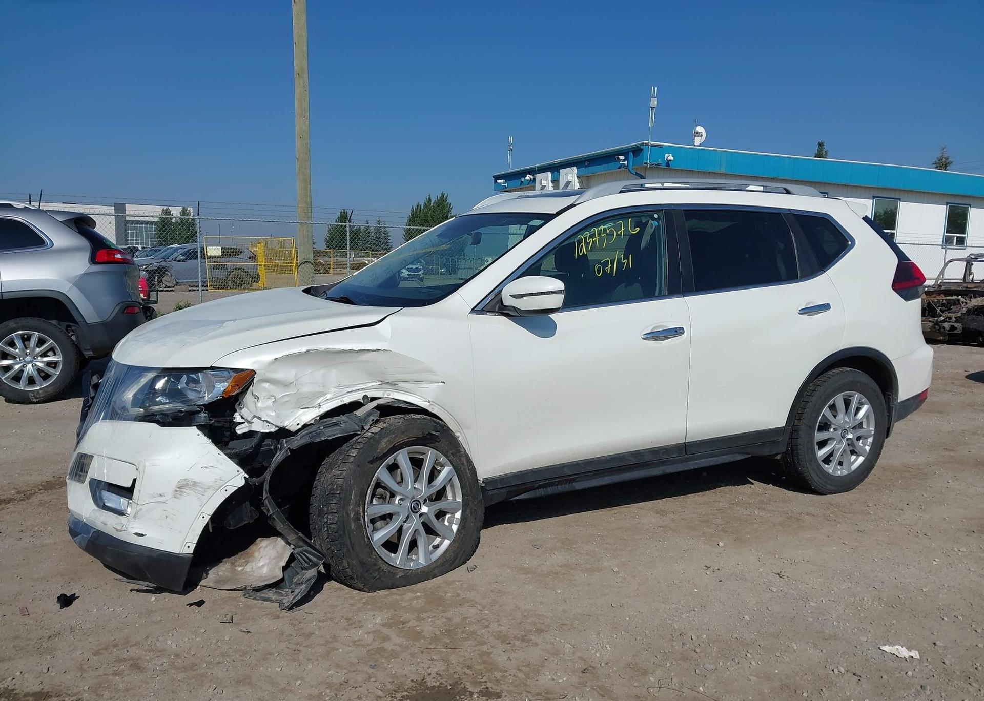 2019 NISSAN ROGUE S
