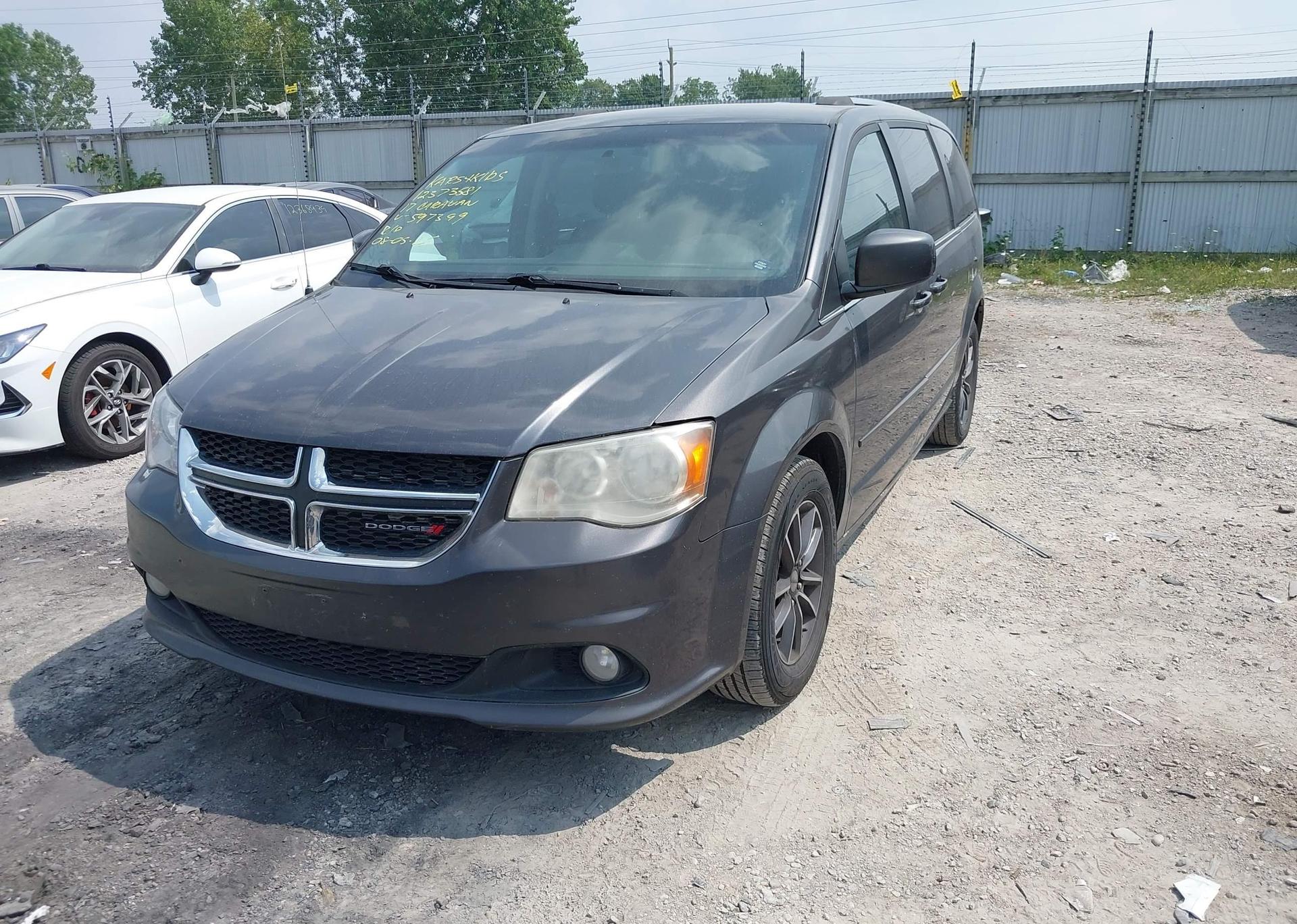 2017 DODGE GRAND CARAVAN SE