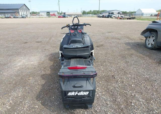 2015 SKIDOO Summit SP 800R