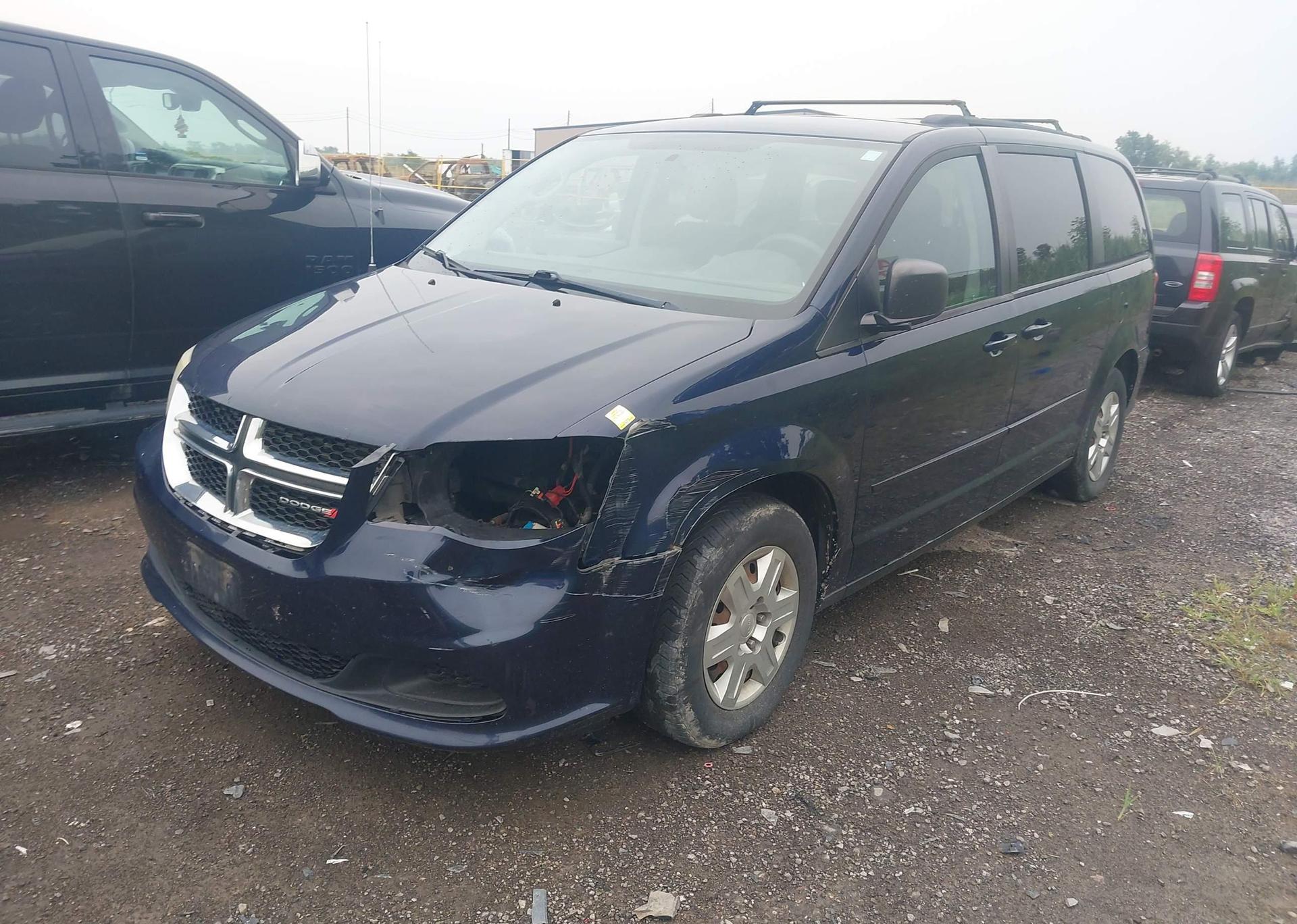 2012 DODGE GRAND CARAVAN SE
