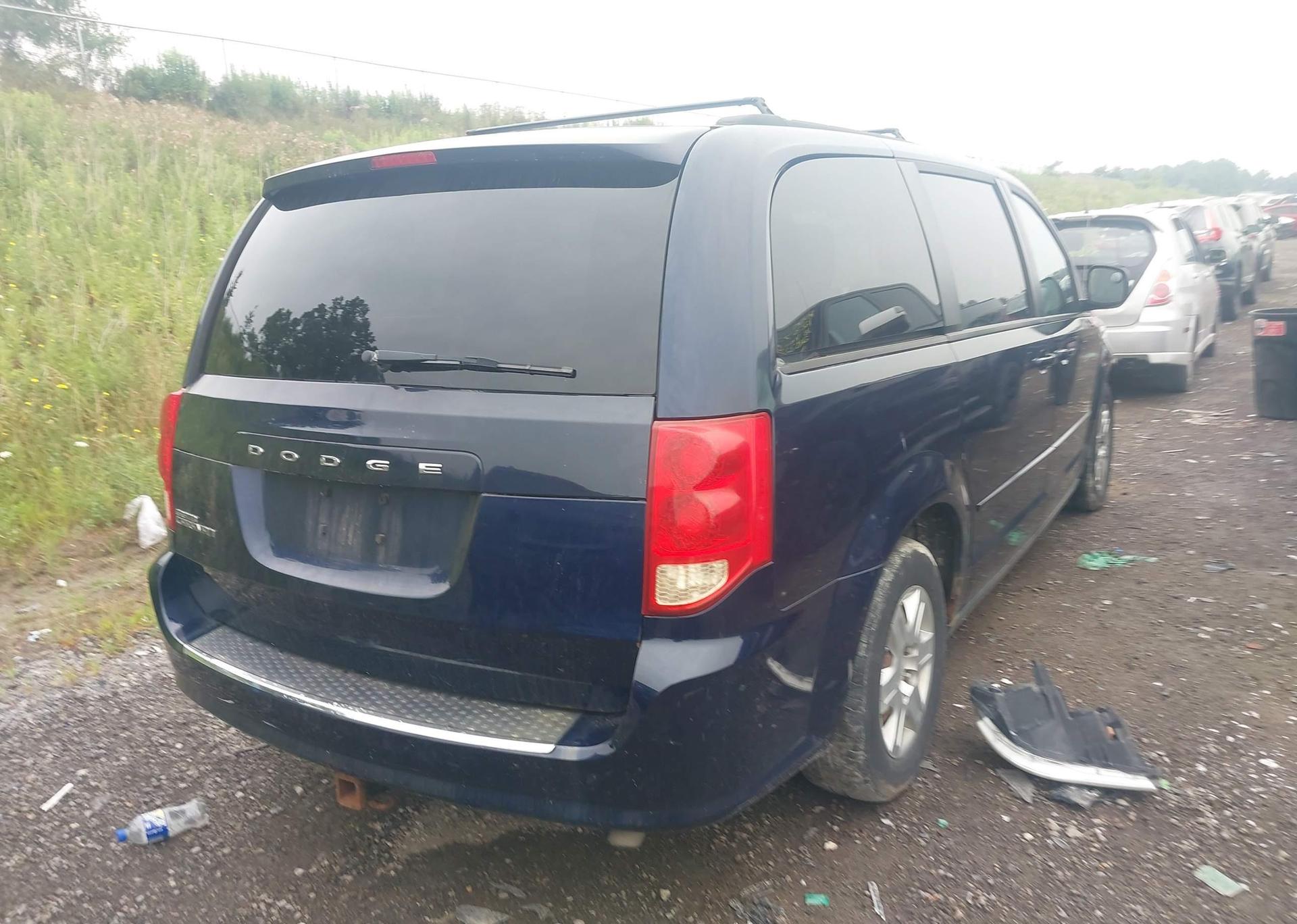 2012 DODGE GRAND CARAVAN SE
