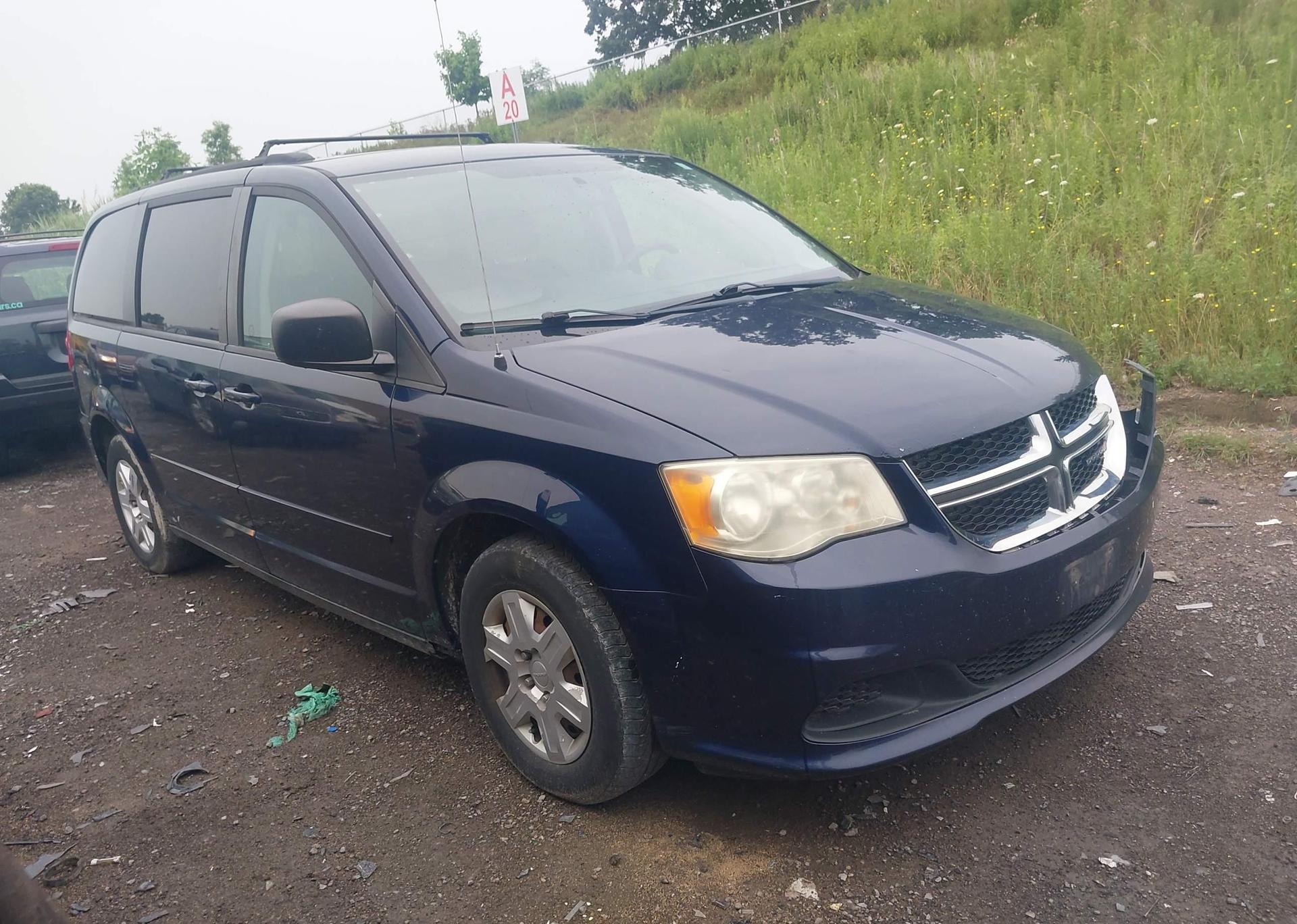 2012 DODGE GRAND CARAVAN SE