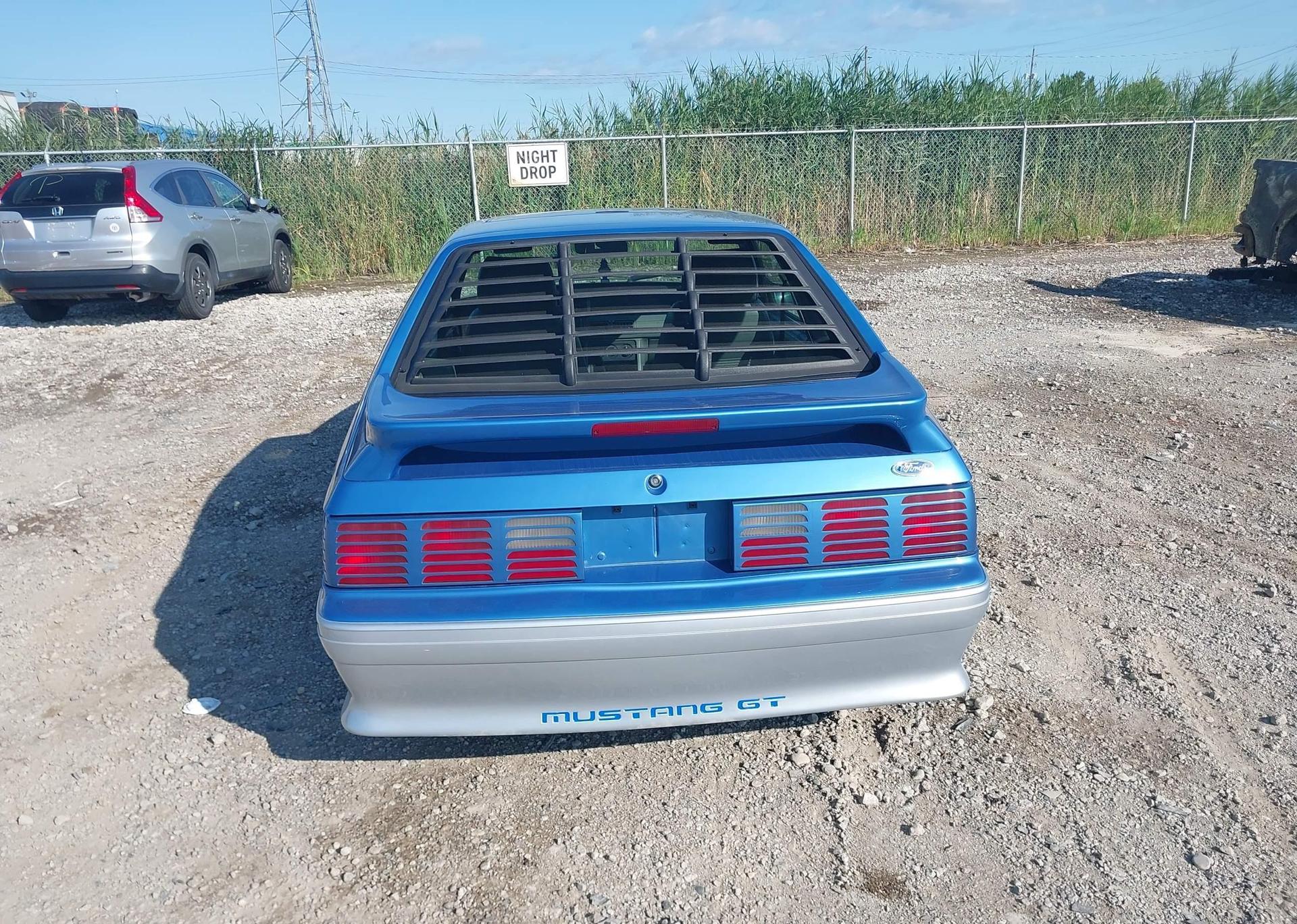 1988 FORD MUSTANG GT