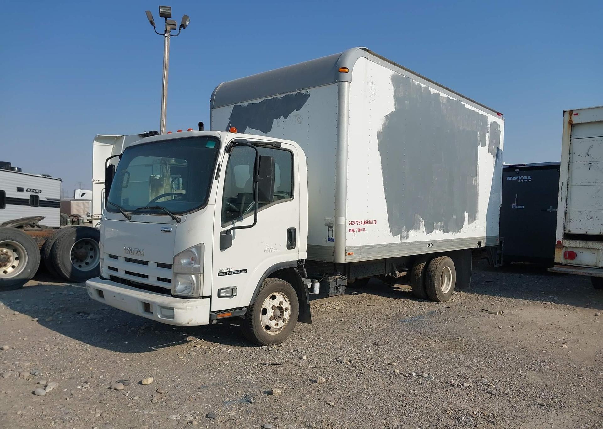 2009 ISUZU NPR