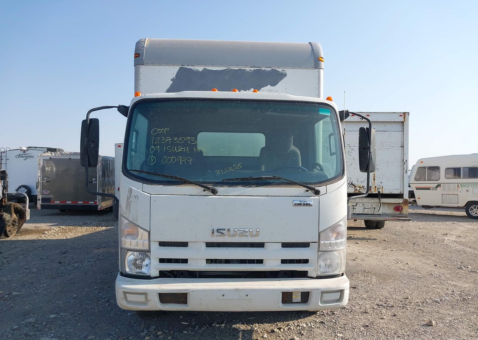 2009 ISUZU NPR