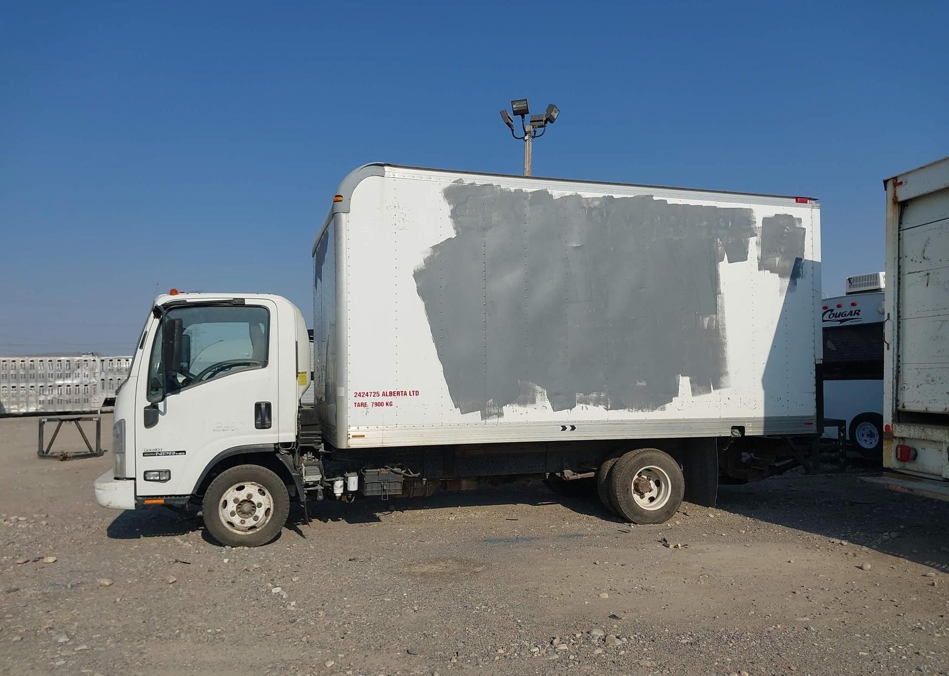 2009 ISUZU NPR