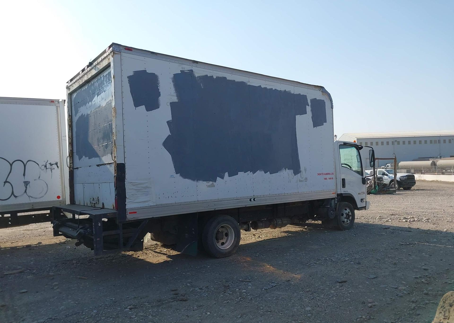 2009 ISUZU NPR