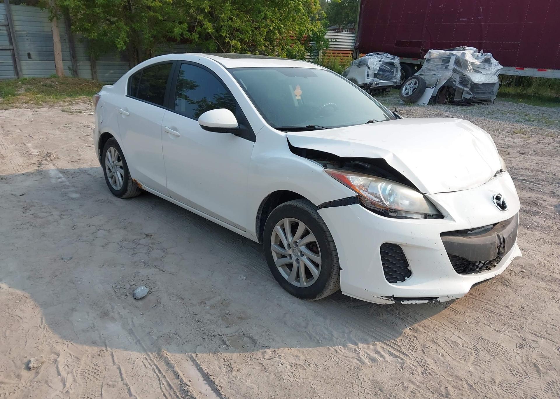 2012 MAZDA MAZDA3 GS-SKY