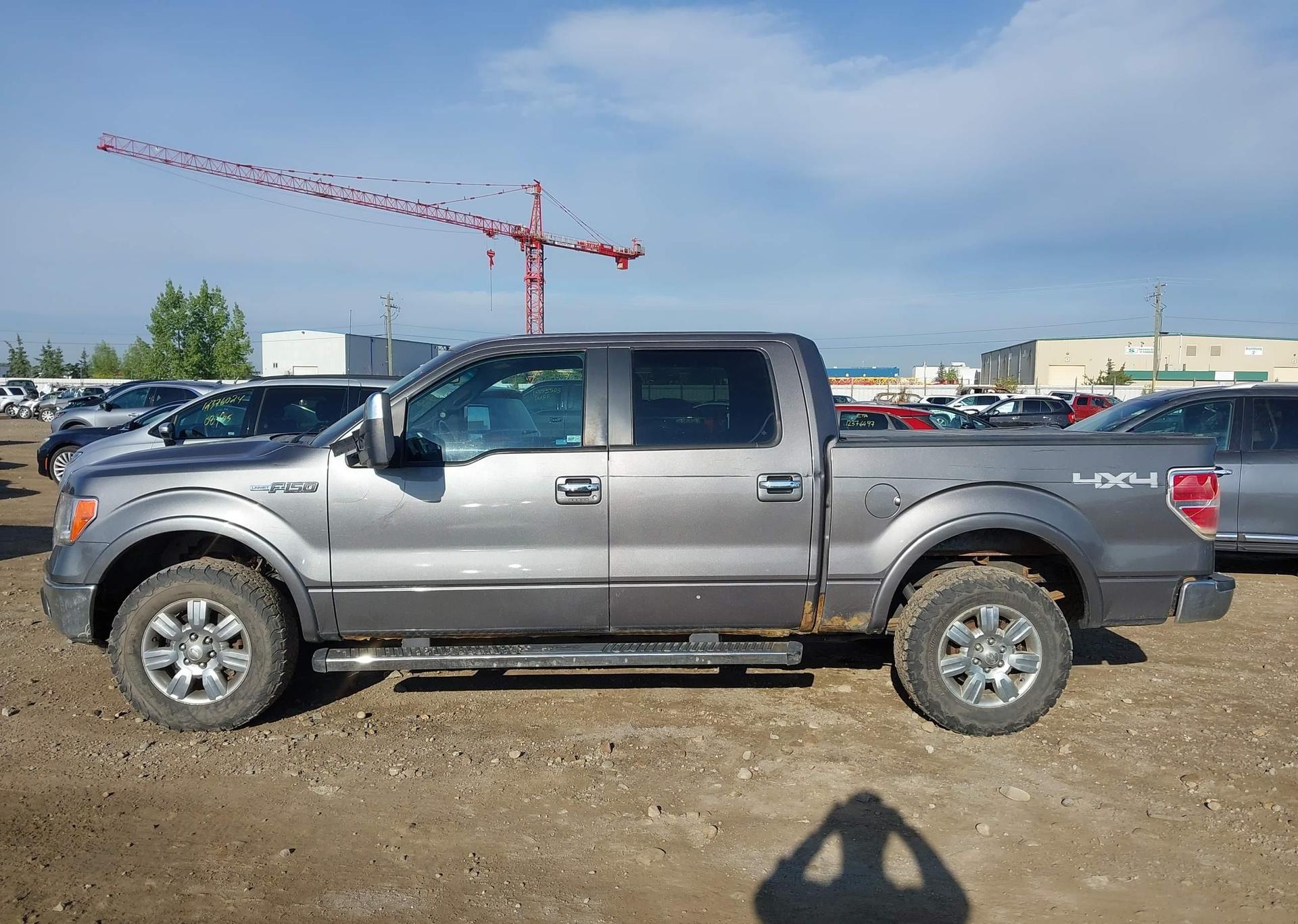 2011 FORD F-150 LARIAT