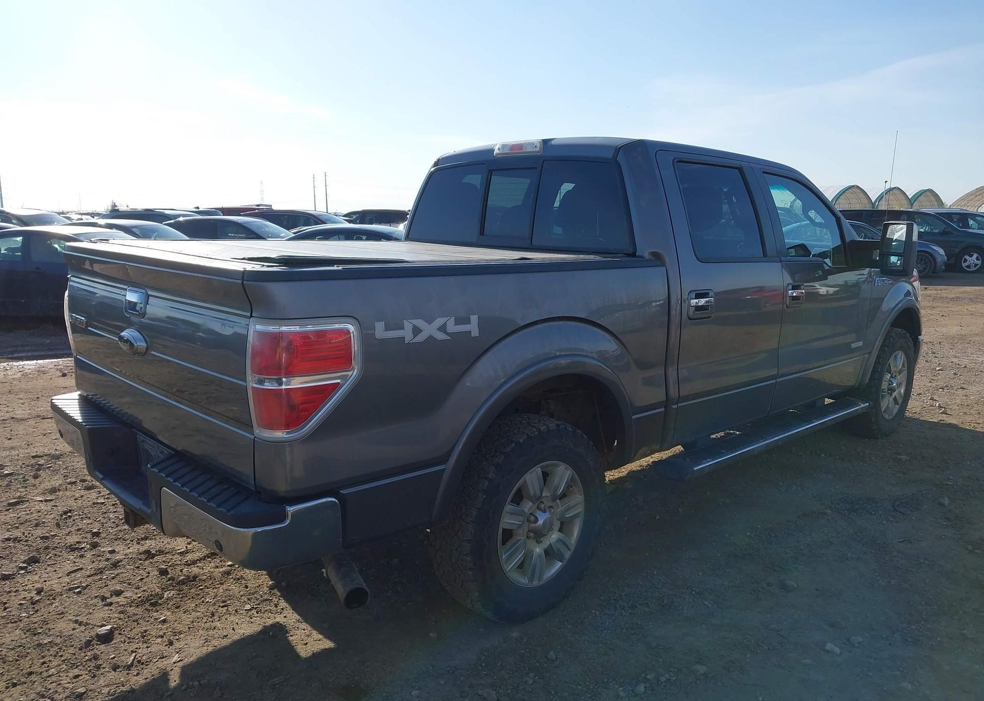 2011 FORD F-150 LARIAT