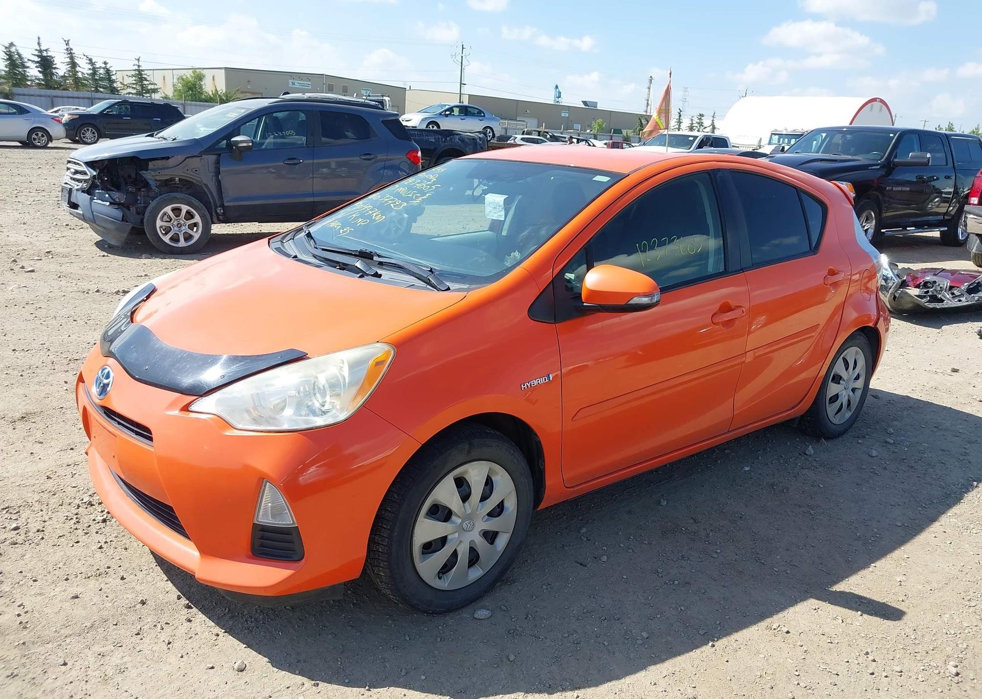 2013 TOYOTA Prius c