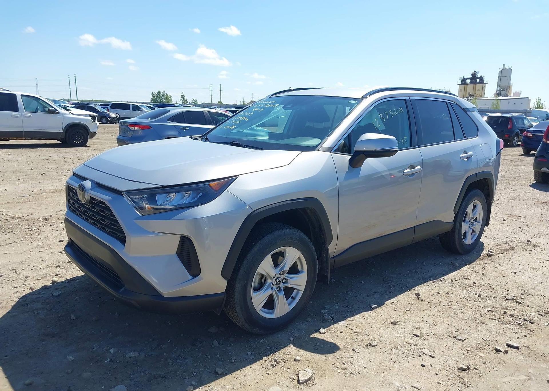 2019 TOYOTA RAV4 LE