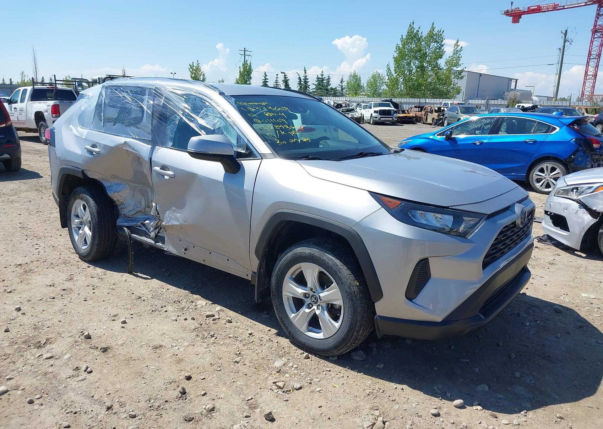 2019 TOYOTA RAV4 LE