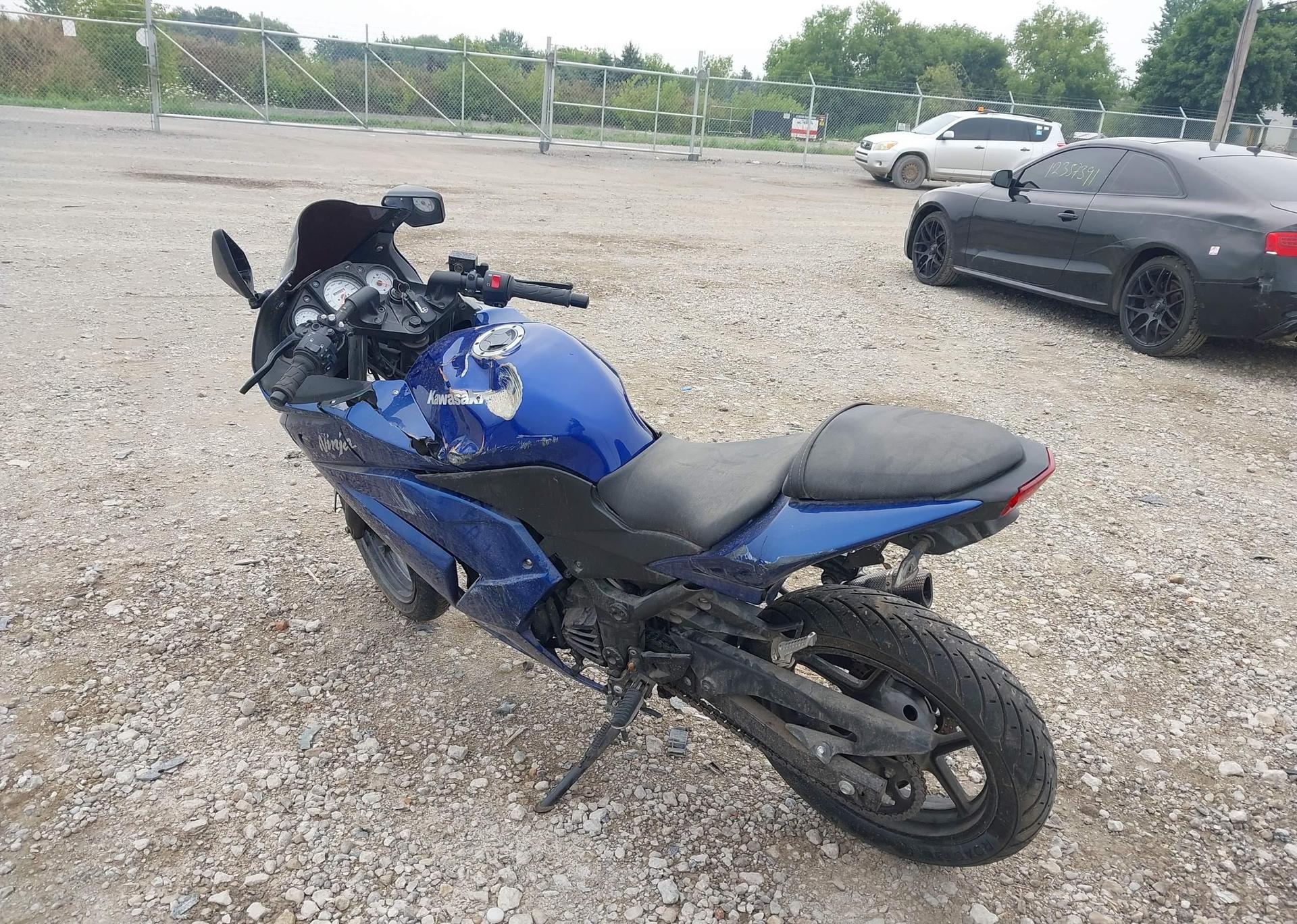 2011 KAWASAKI EX250 J