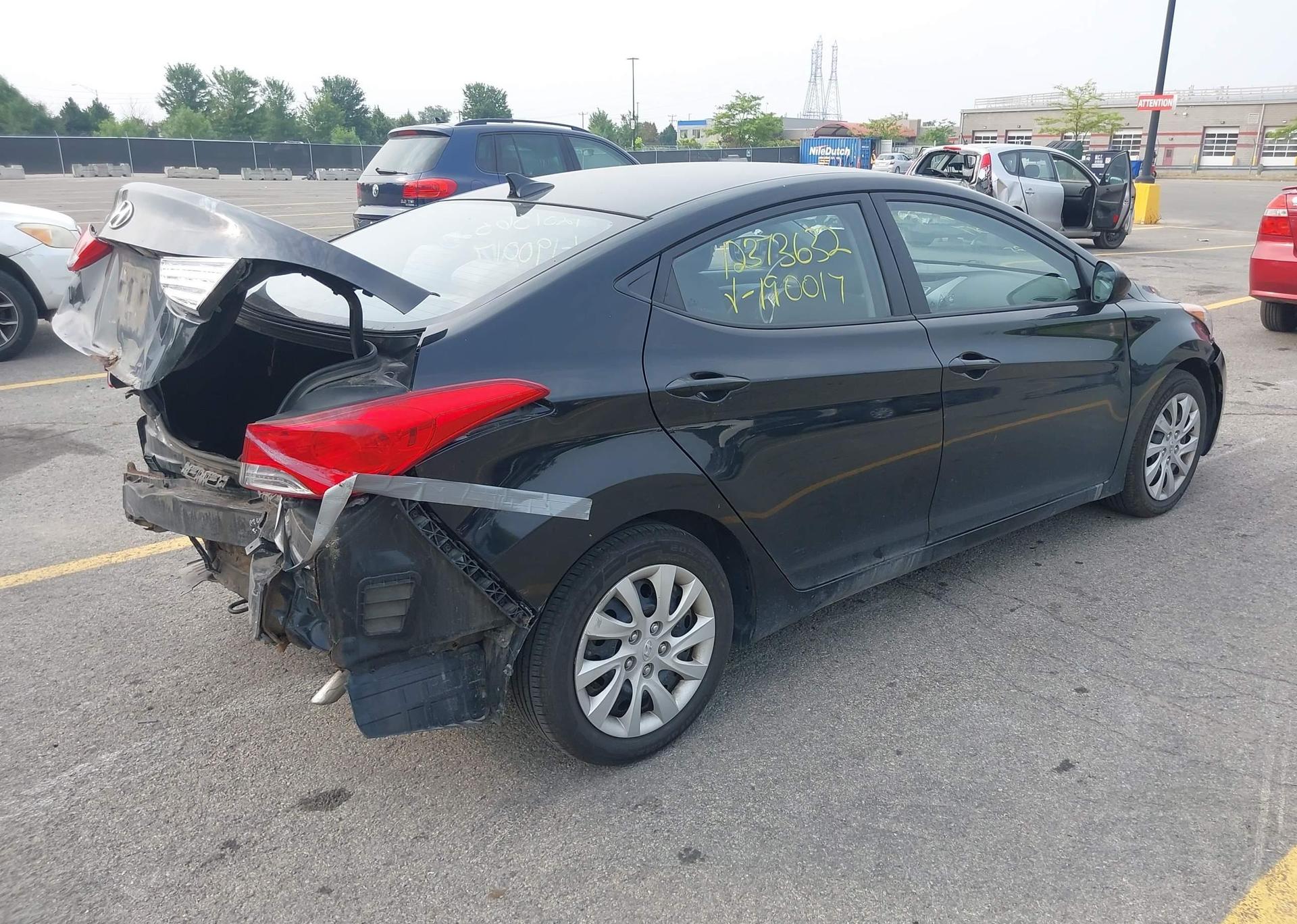 2013 HYUNDAI ELANTRA GLS