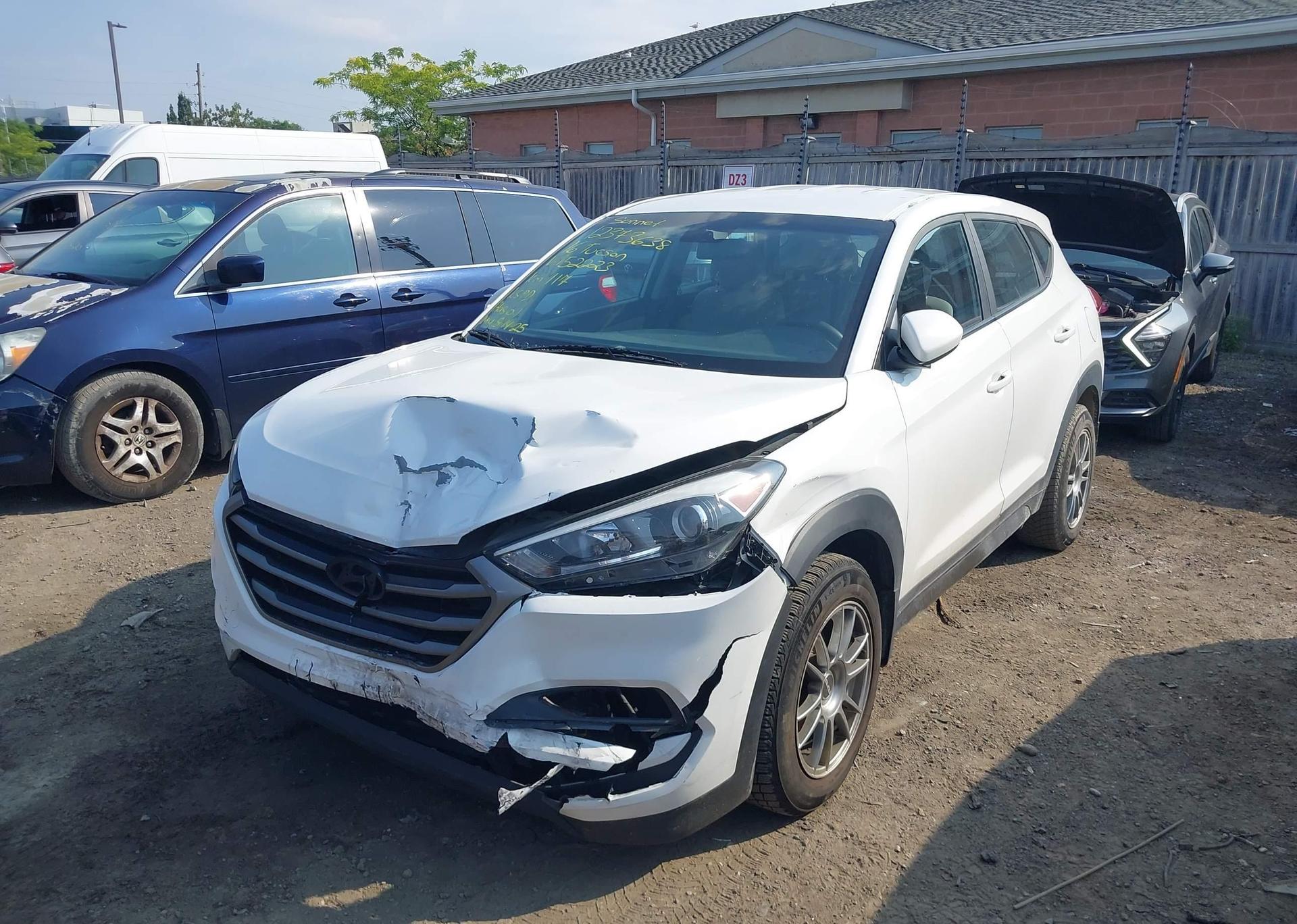 2016 HYUNDAI TUCSON