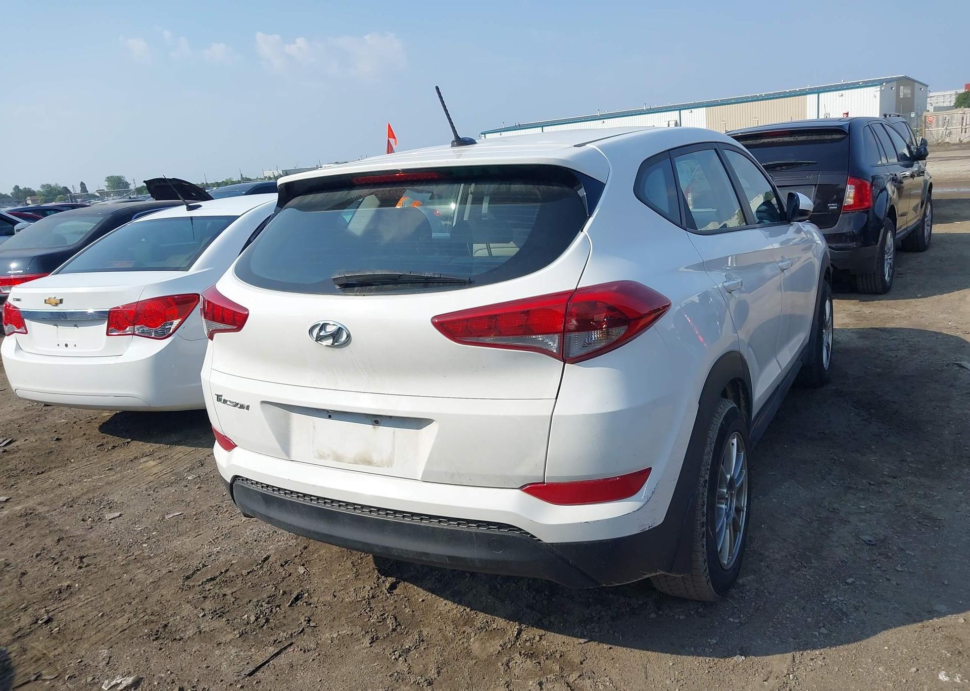 2016 HYUNDAI TUCSON