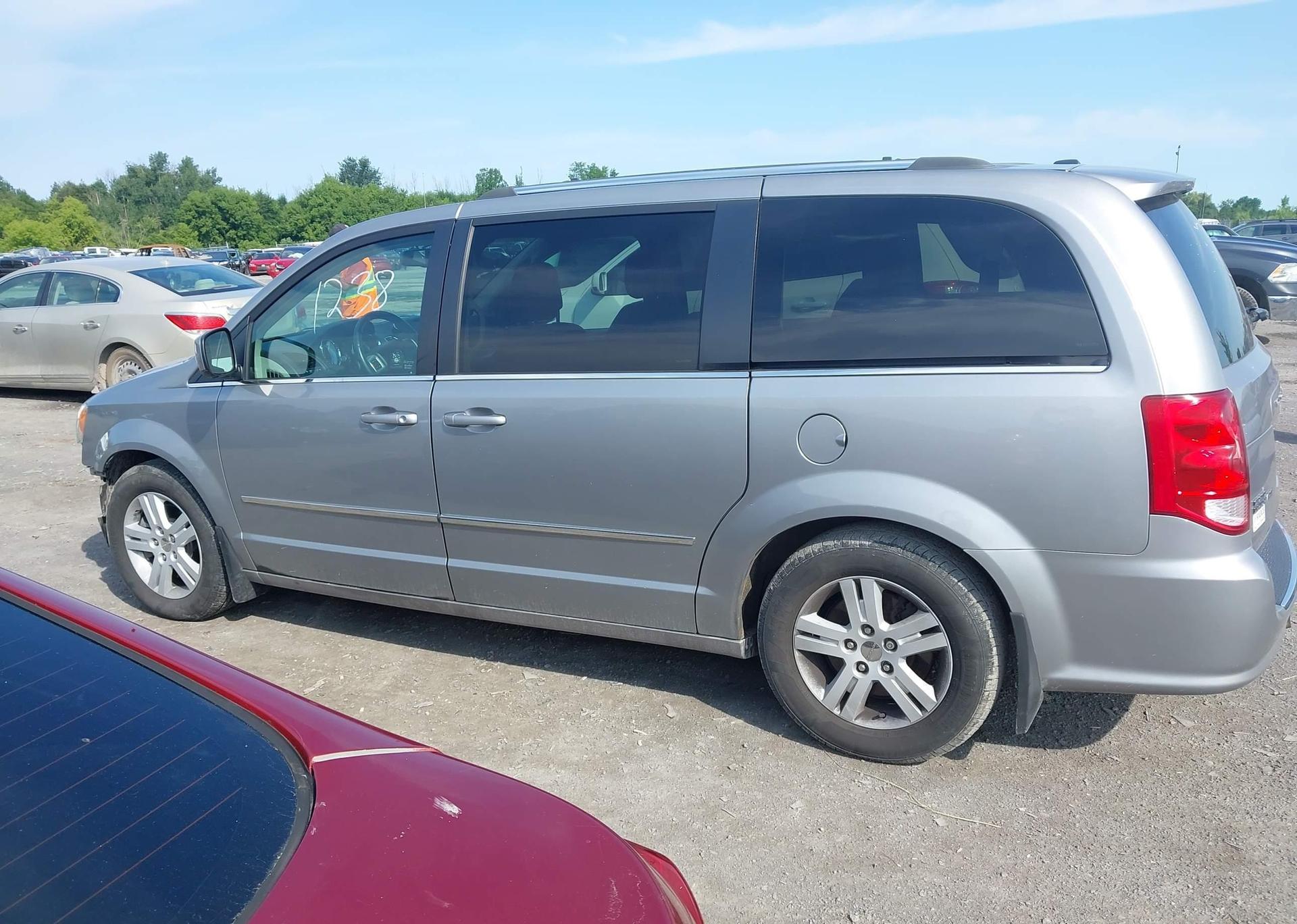 2013 DODGE GRAND CARAVAN