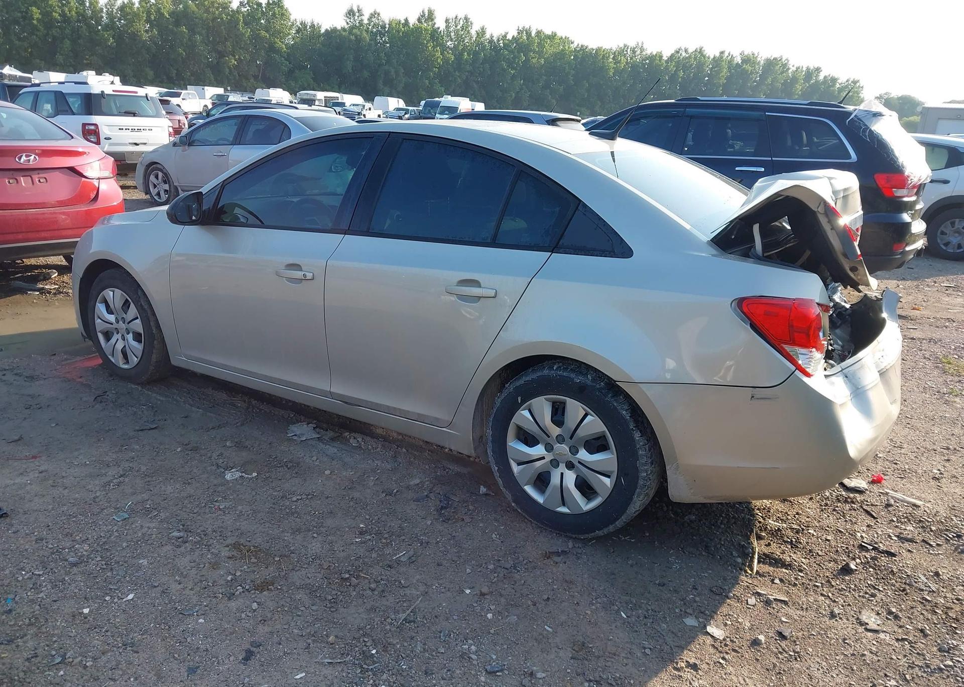 2013 CHEVROLET CRUZE LS