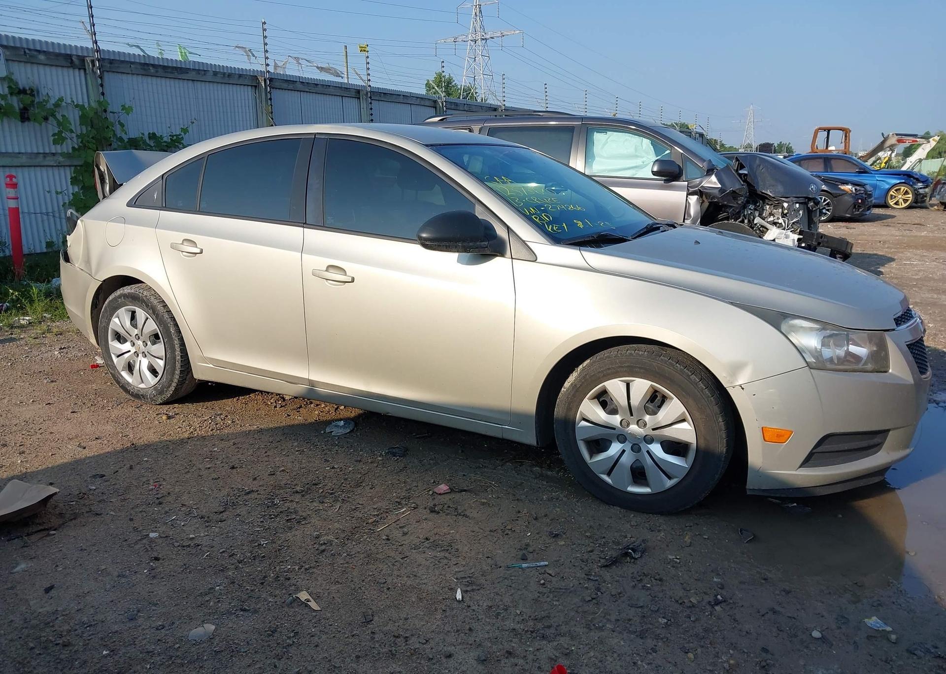2013 CHEVROLET CRUZE LS