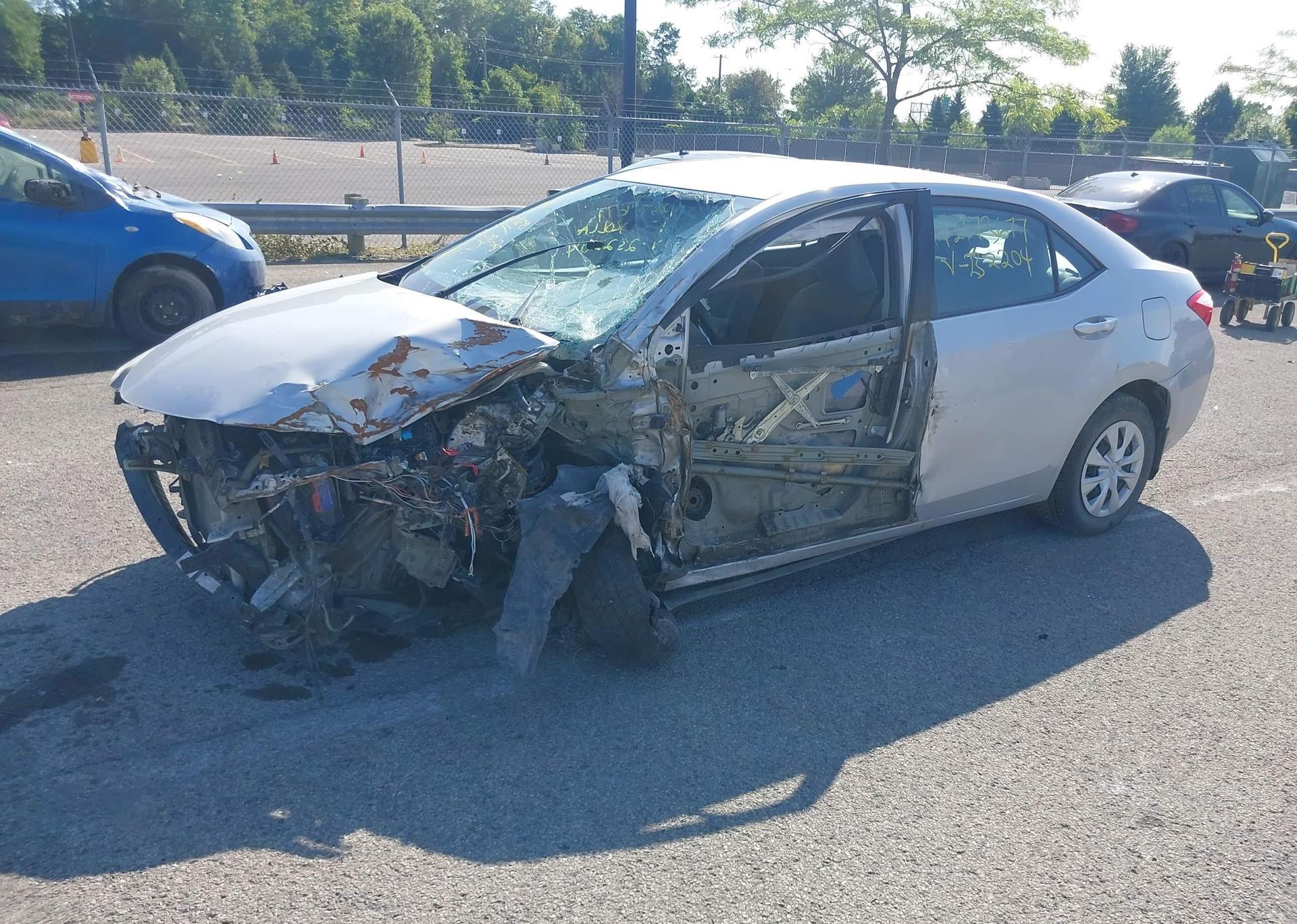 2015 TOYOTA COROLLA CE