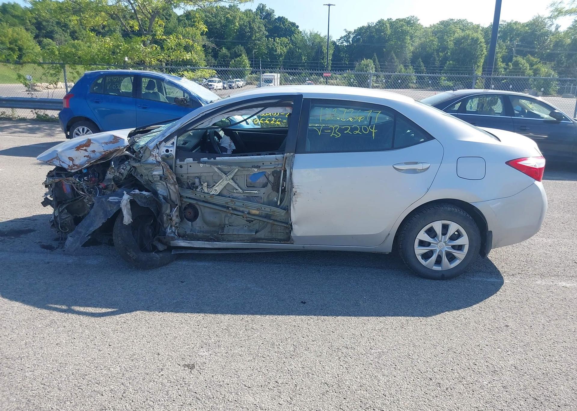 2015 TOYOTA COROLLA CE