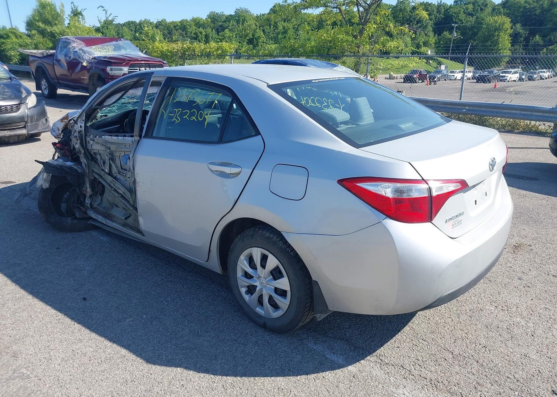 2015 TOYOTA COROLLA CE