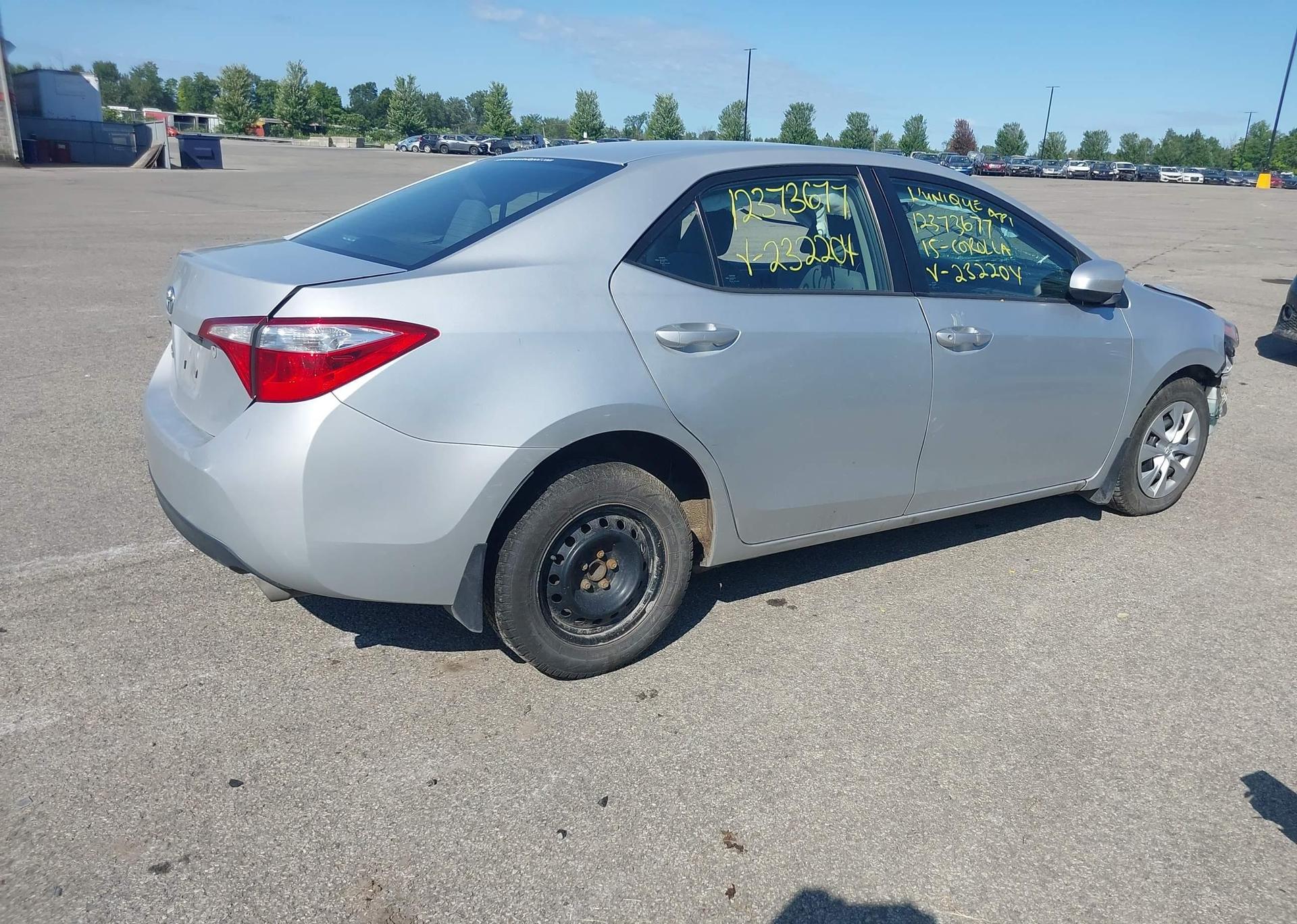 2015 TOYOTA COROLLA CE