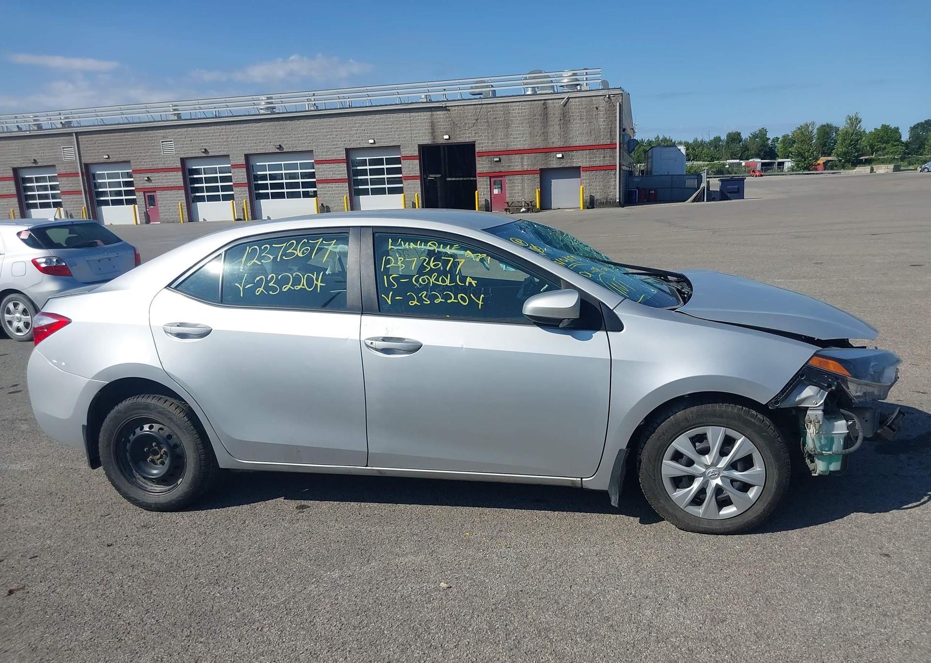 2015 TOYOTA COROLLA CE