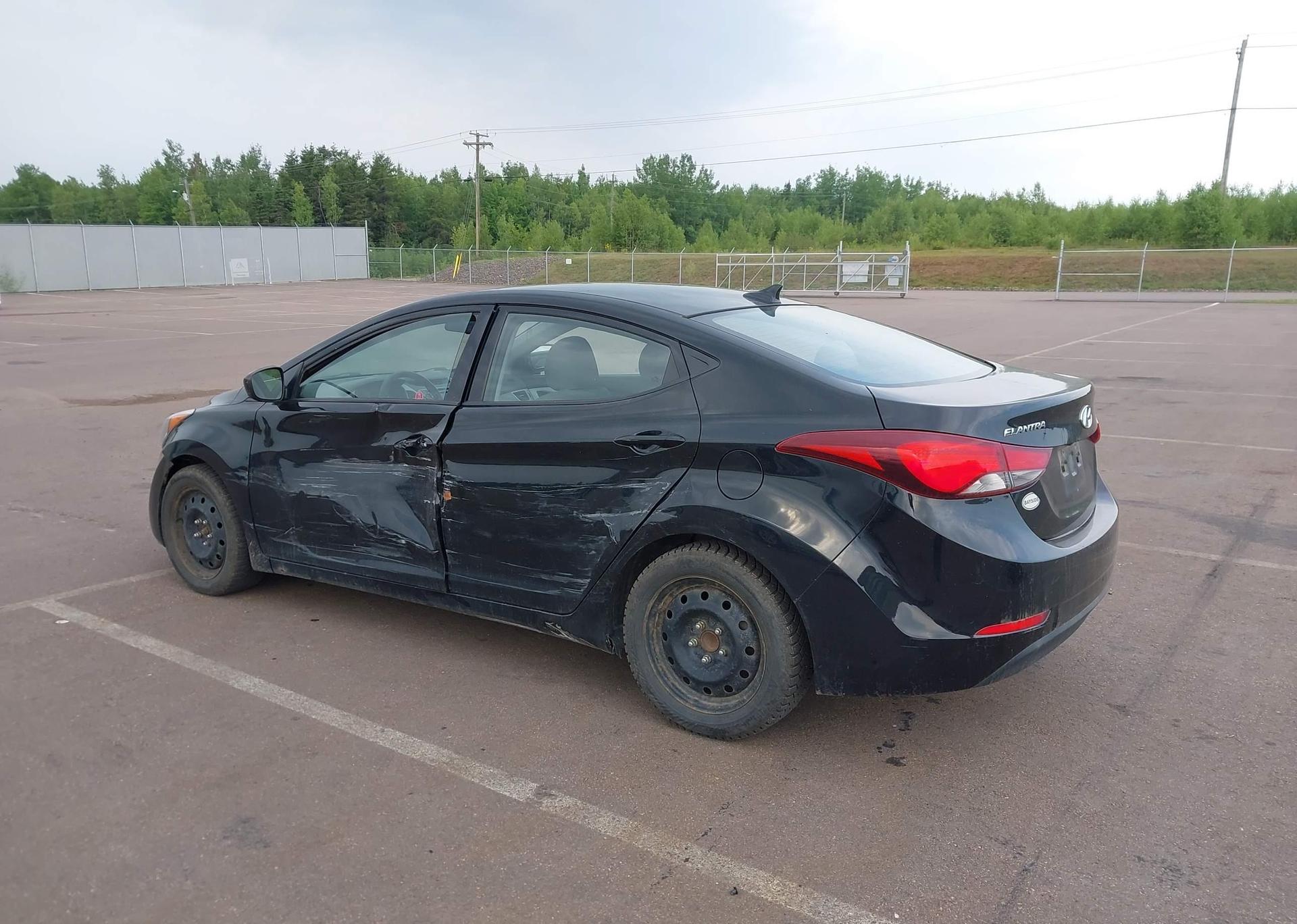 2014 HYUNDAI ELANTRA GL