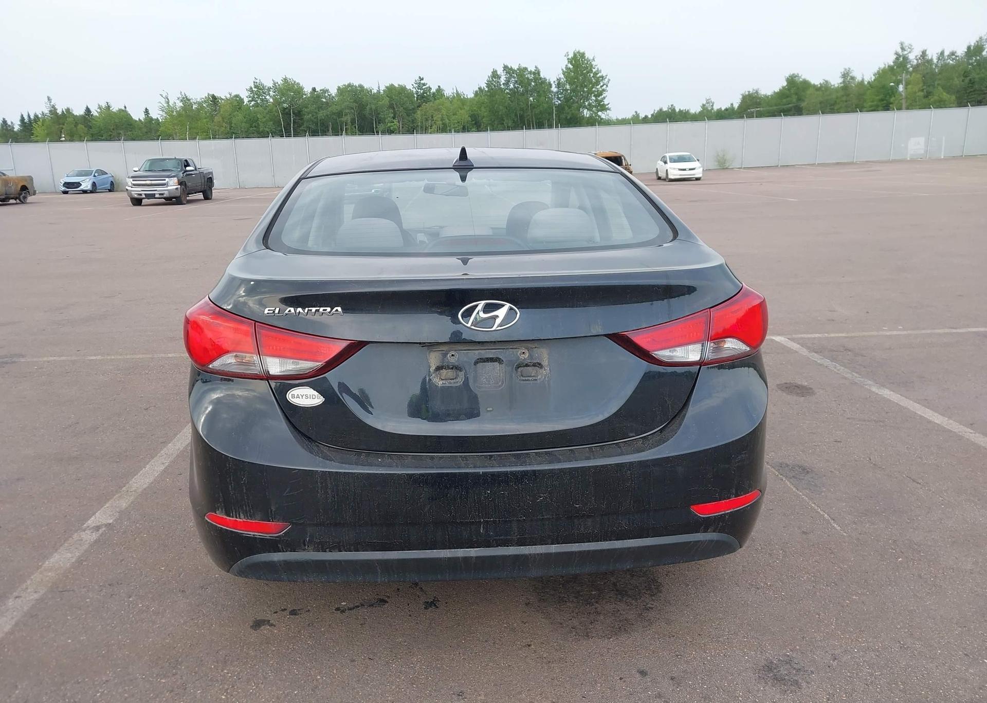 2014 HYUNDAI ELANTRA GL