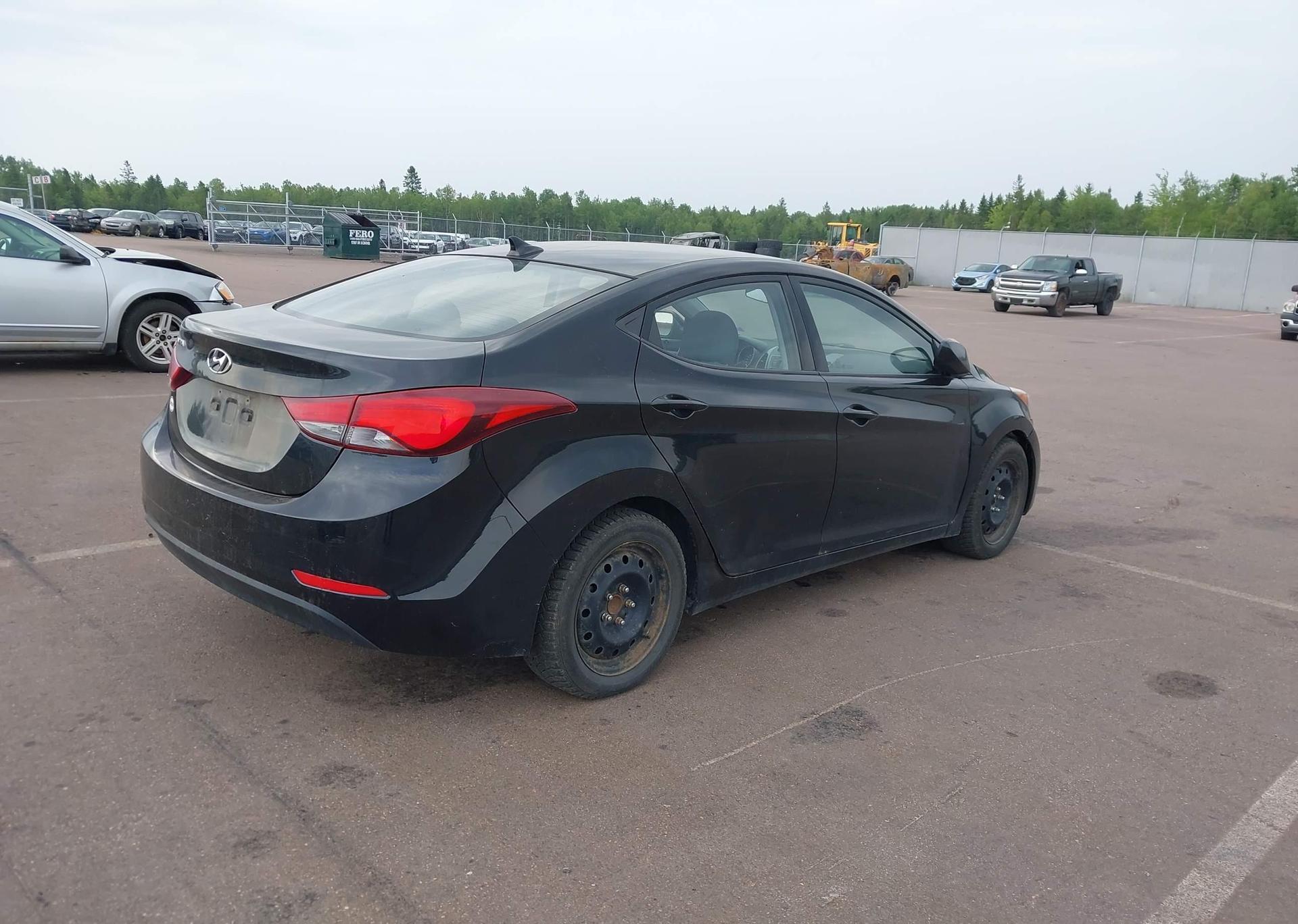 2014 HYUNDAI ELANTRA GL