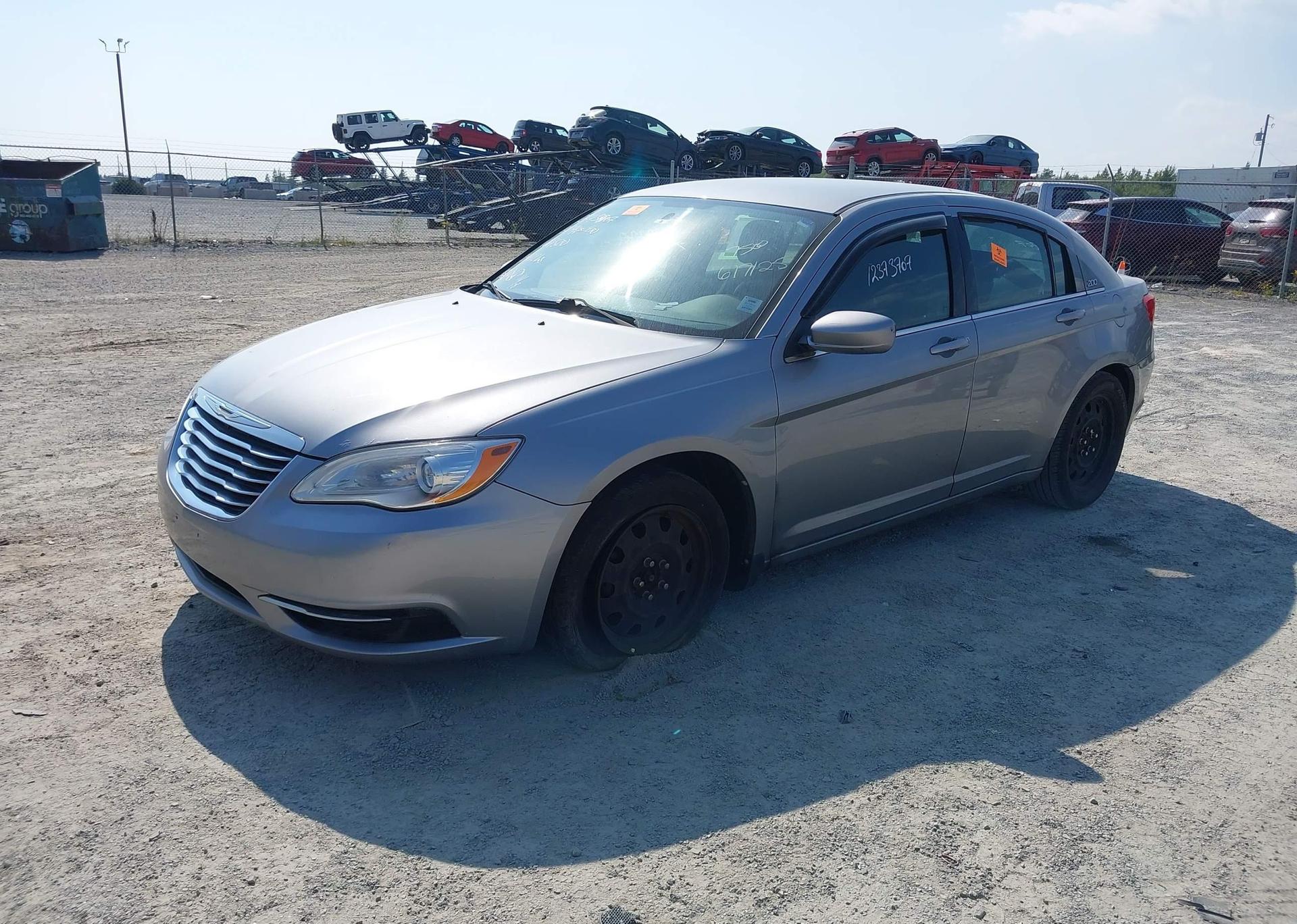 2013 CHRYSLER 200 LX