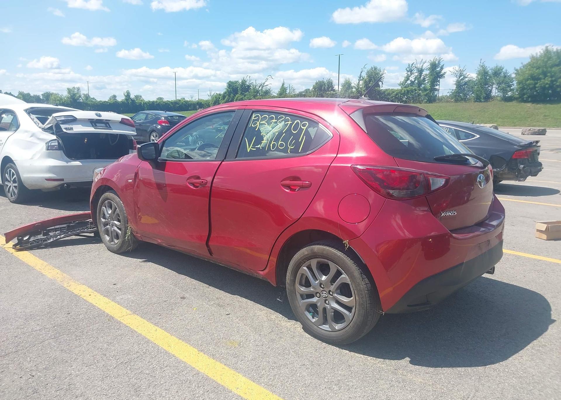 2020 TOYOTA YARIS LE