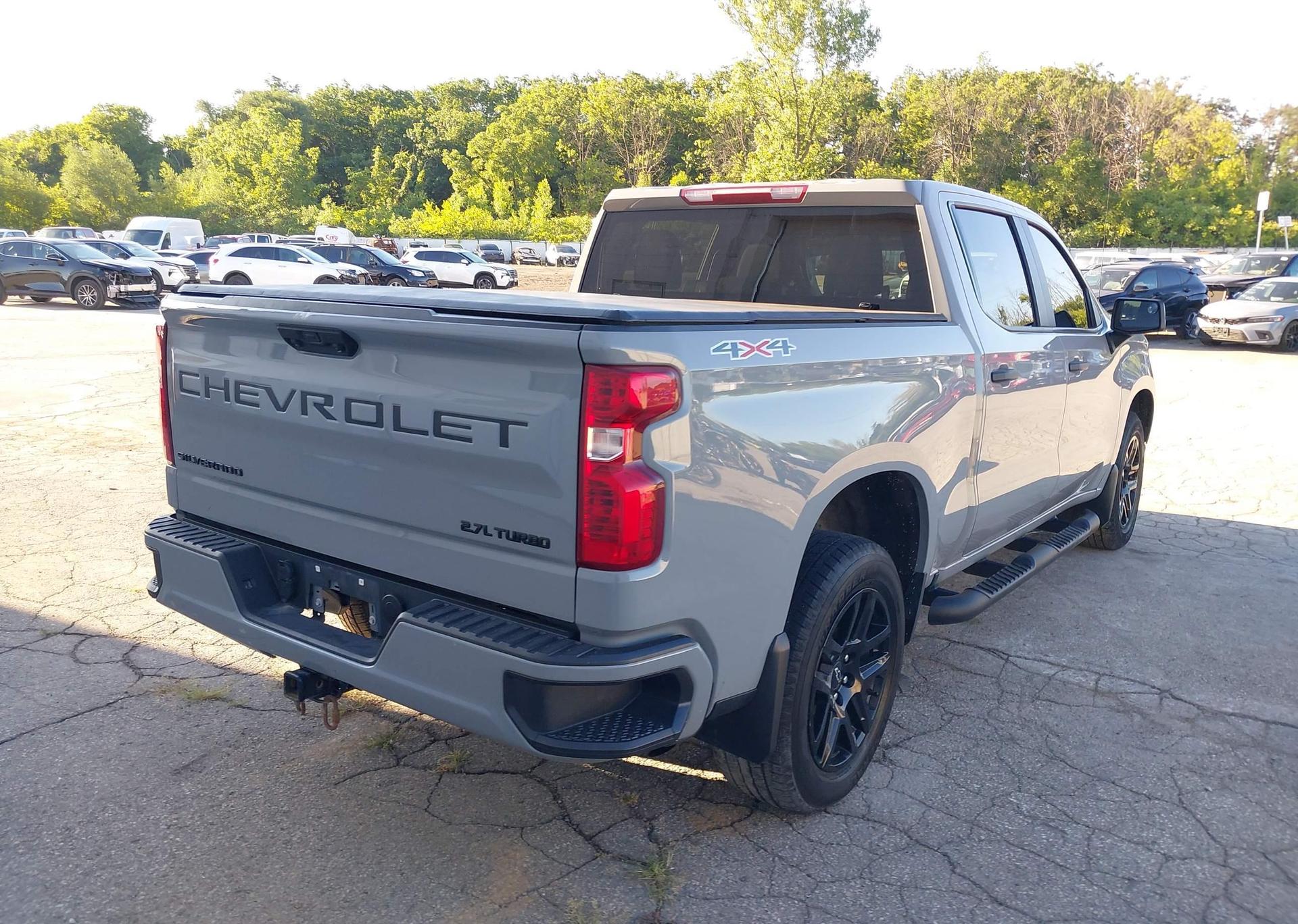 2024 CHEVROLET Silverado K1500 Custom