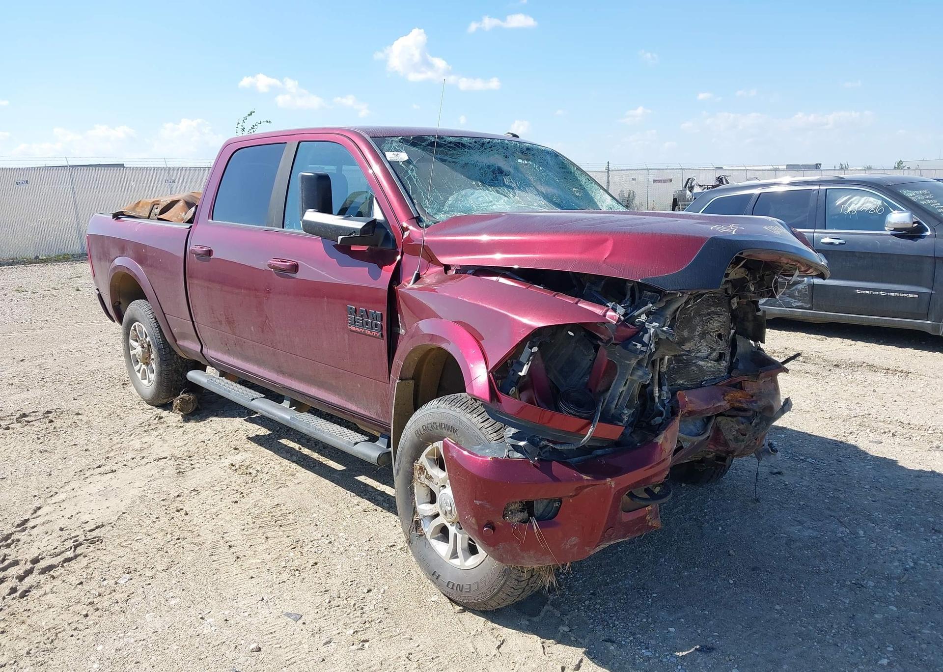 2016 RAM 3500 LARAMIE