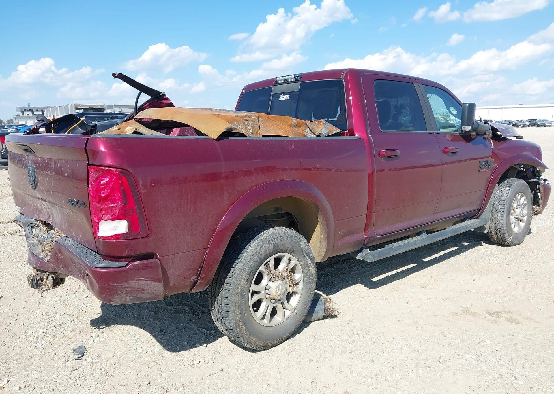 2016 RAM 3500 LARAMIE