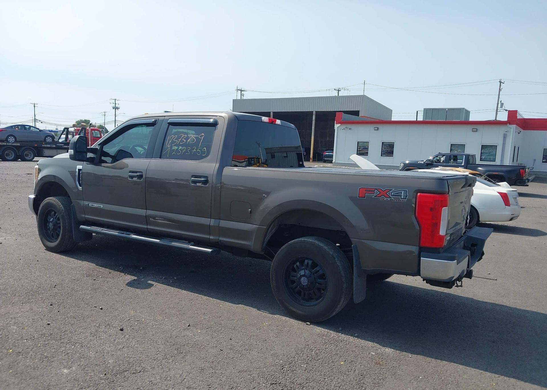 2017 FORD F-250 XLT