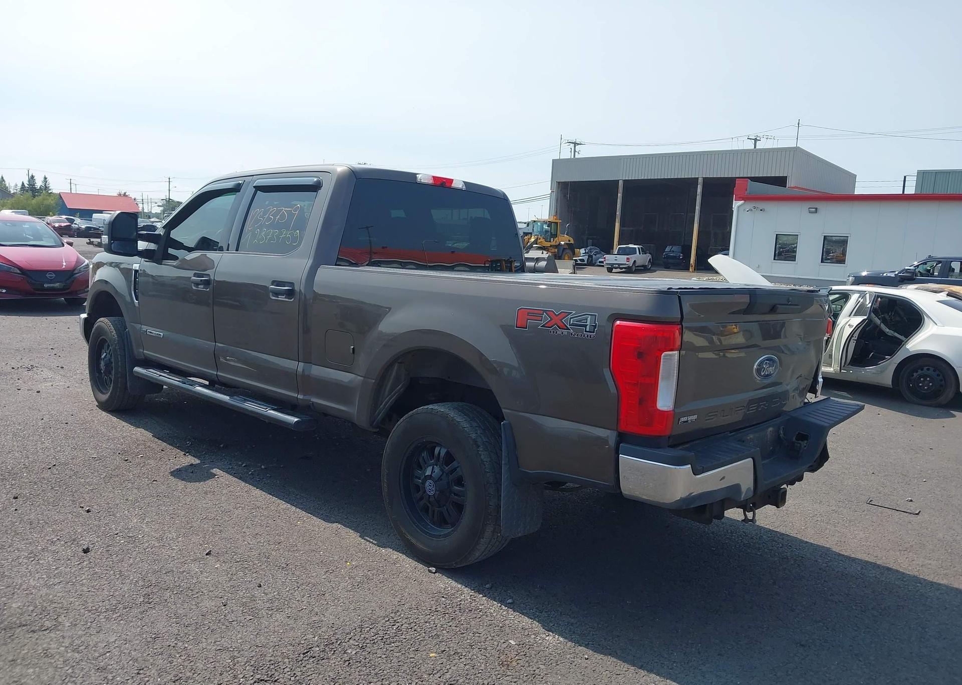 2017 FORD F-250 XLT