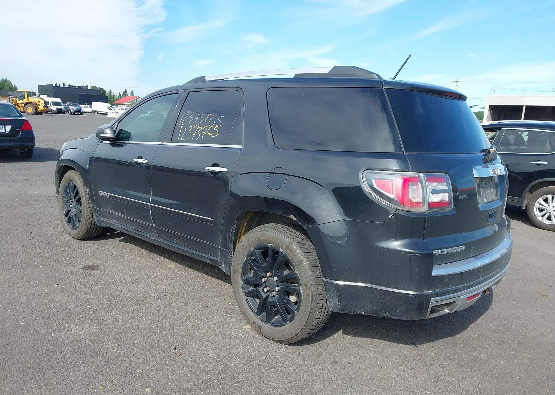 2015 GMC ACADIA DENALI