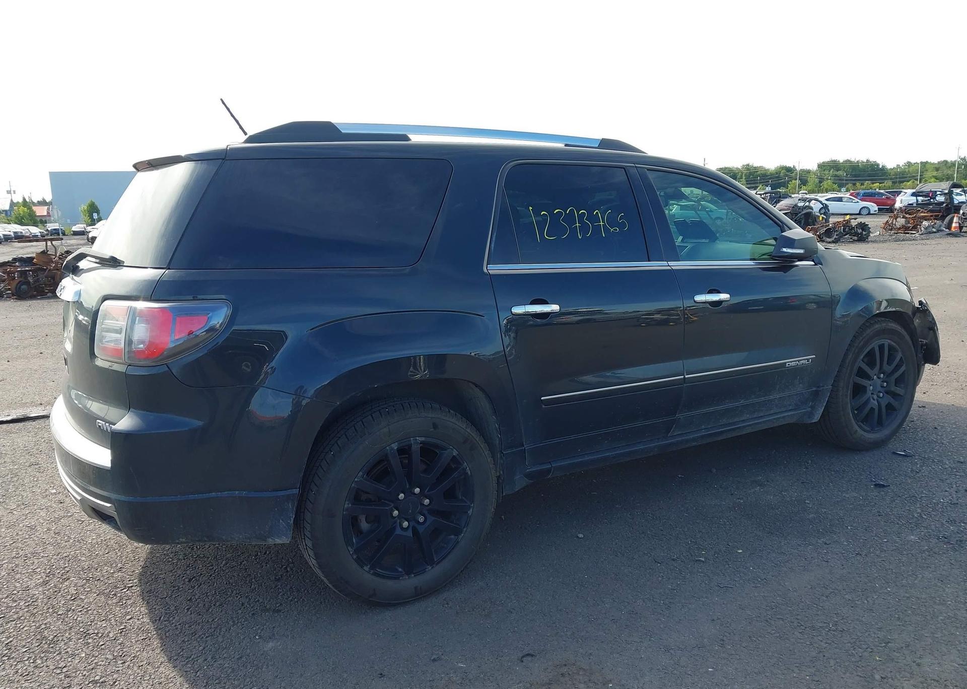 2015 GMC ACADIA DENALI