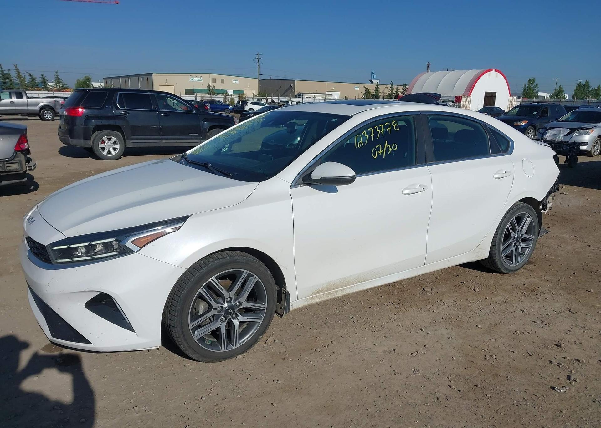 2022 KIA FORTE EX