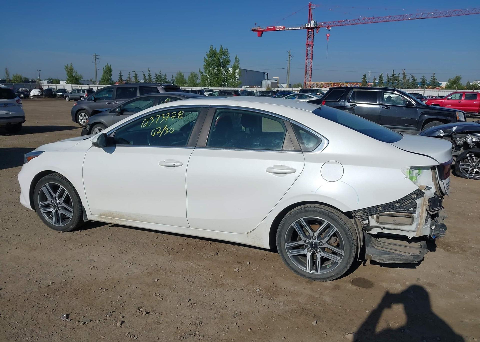 2022 KIA FORTE EX