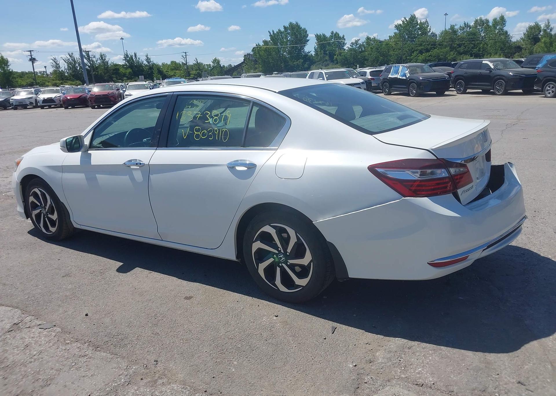 2017 HONDA ACCORD EX