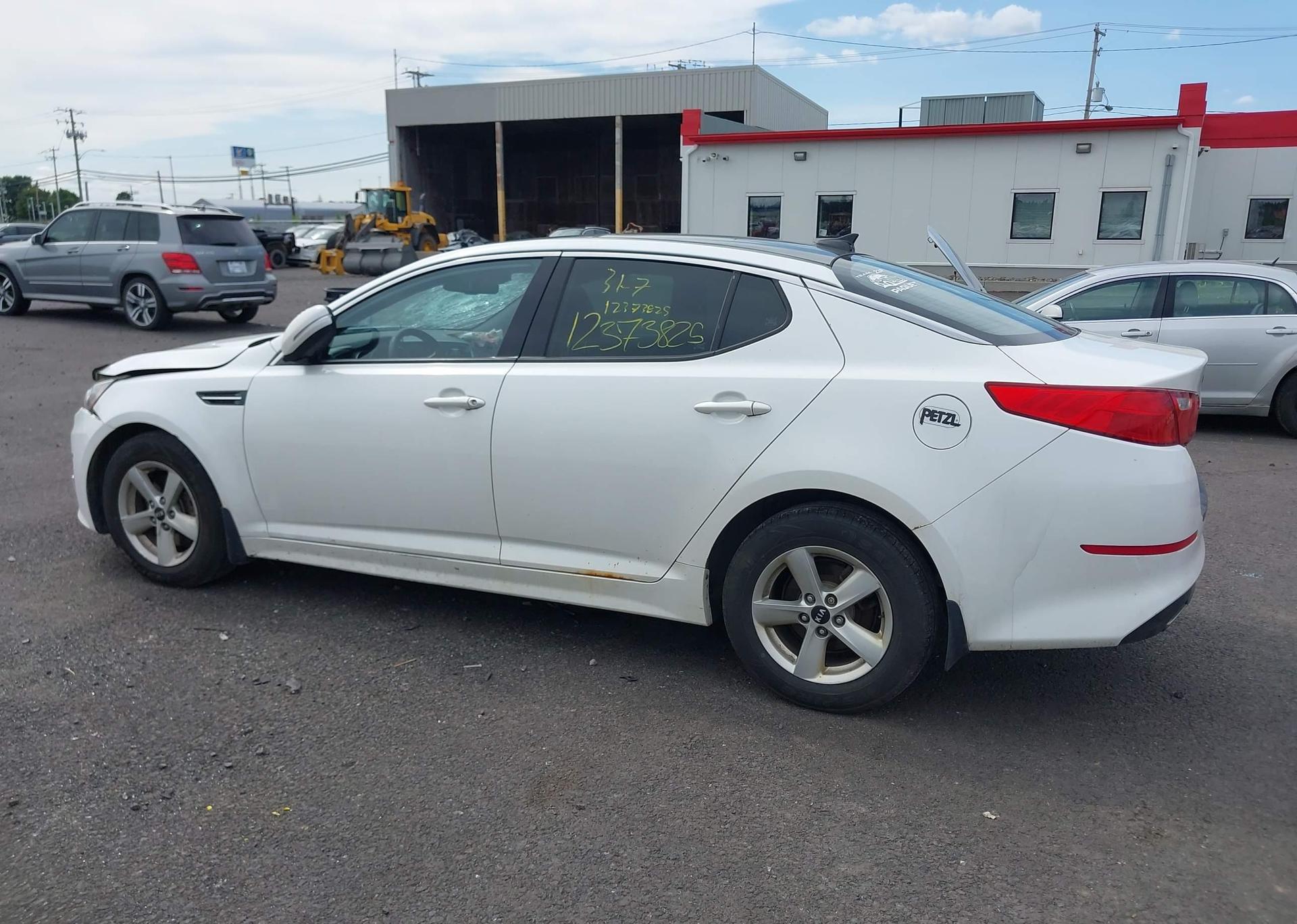 2015 KIA OPTIMA LX