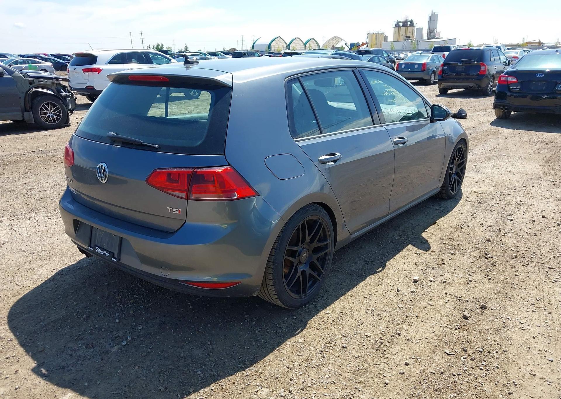 2015 VOLKSWAGEN GOLF
